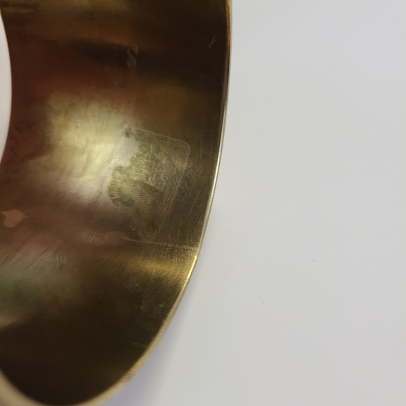 Metal Cuff Bracelet in Mermaid Scale Pattern - Picture 5 of 5